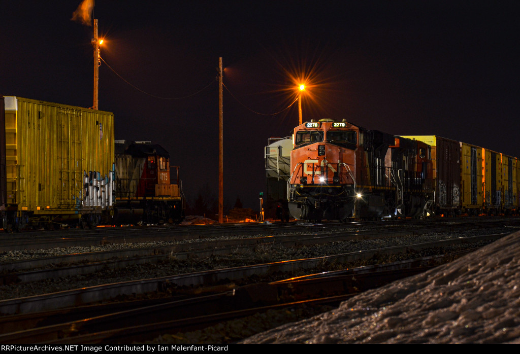 CN 2270 parked in Mont-Joli awaiting next assignment